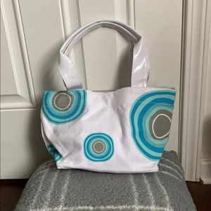 No brand shoulder bag